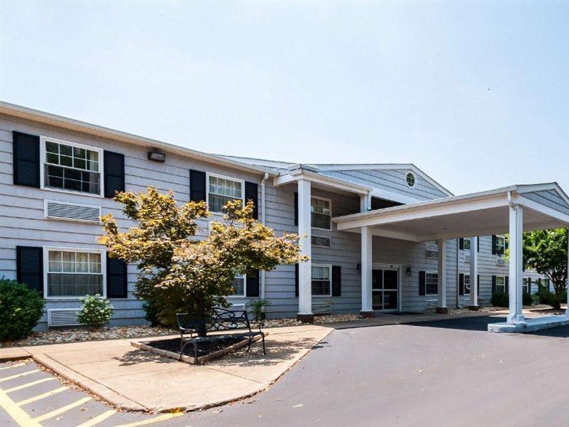 Quality Inn Solomons - Beacon Marina Екстериор снимка
