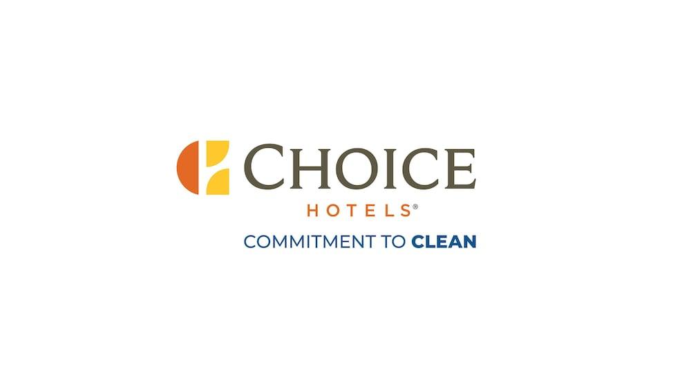 Quality Inn Solomons - Beacon Marina Екстериор снимка